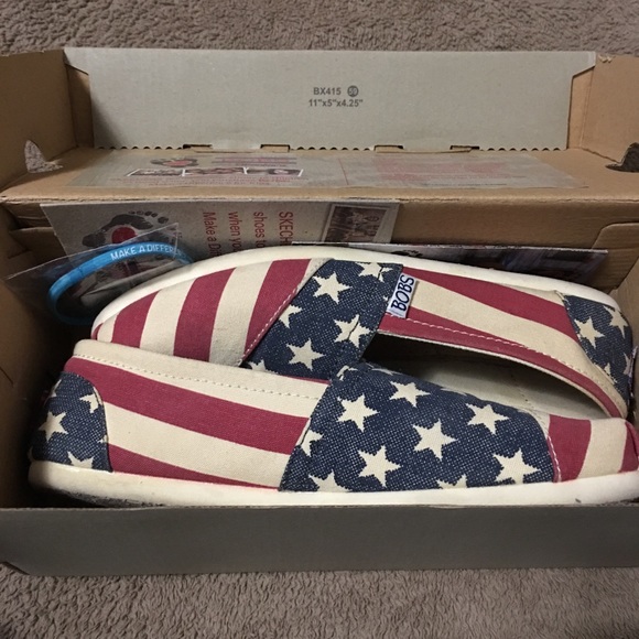 BOBS Slip-on Shoes - Picture 14 of 14